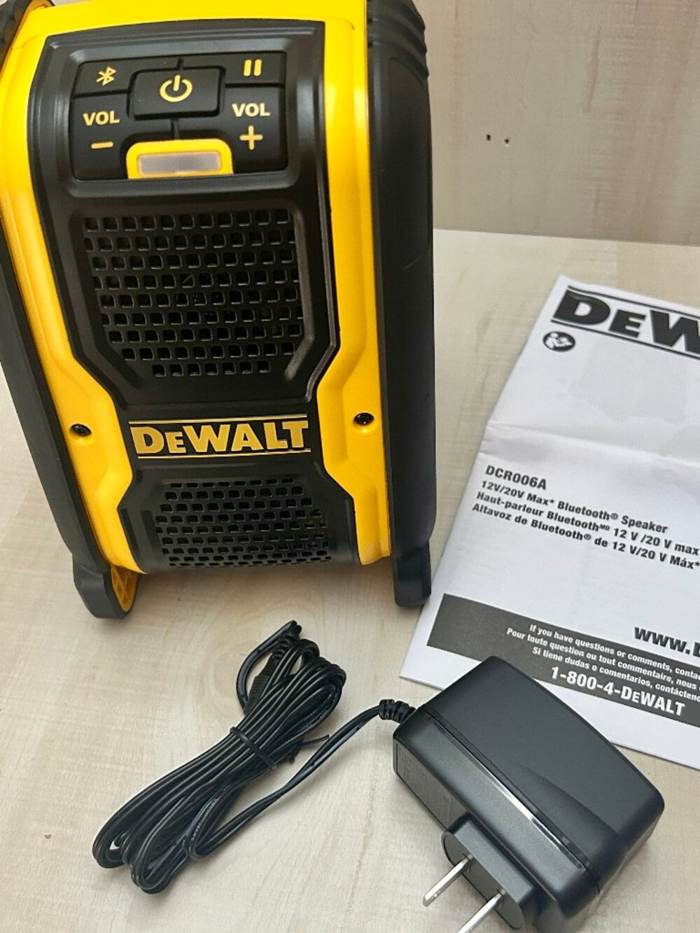 DCR006 DEWALT Speaker Bluetooth 12v/20v Max Job Site w\ USB Port **NEW**